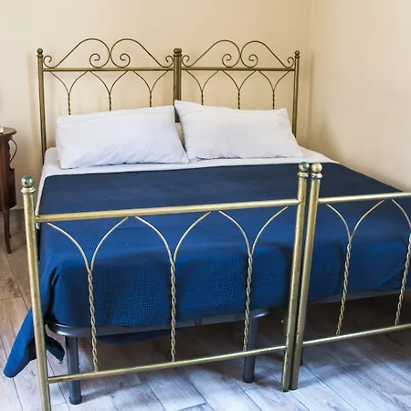 Epoche' 4* Νάπολη